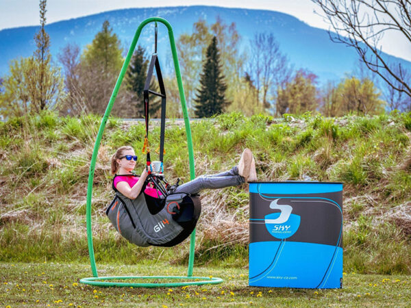 Sky Harnas Hanger Banden